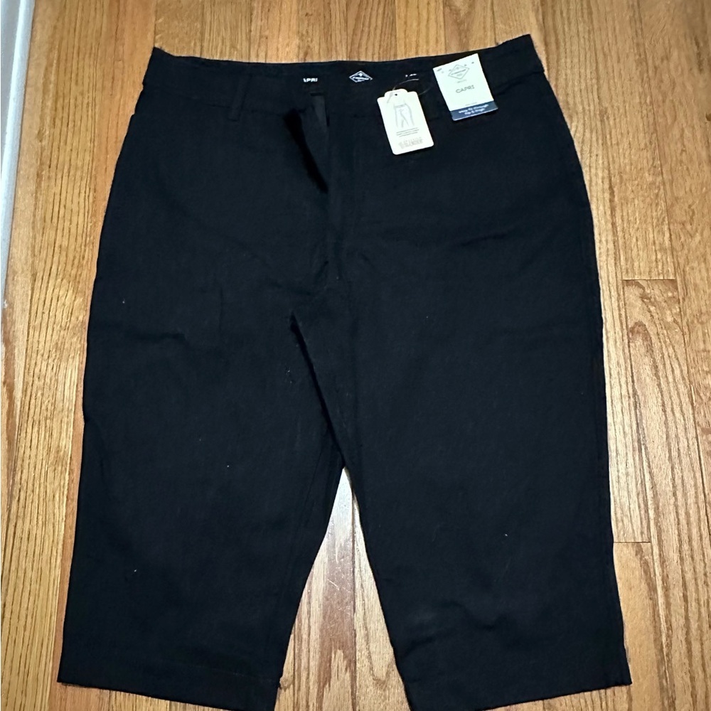 Women’s St. John's Bay Black Flat Front Shorts Size 14